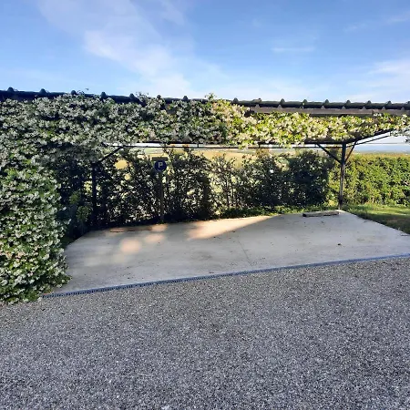 度假居 De La Cheneraie