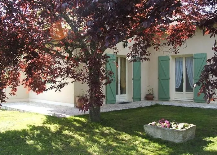 De La Cheneraie Semesterbostad